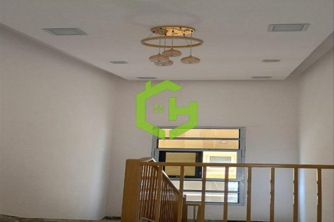 Вилла с 5 спальнями №105133 7