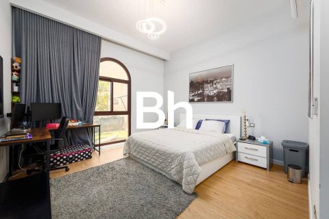 Townhouse de 4 dormitorios  No. 114818 10