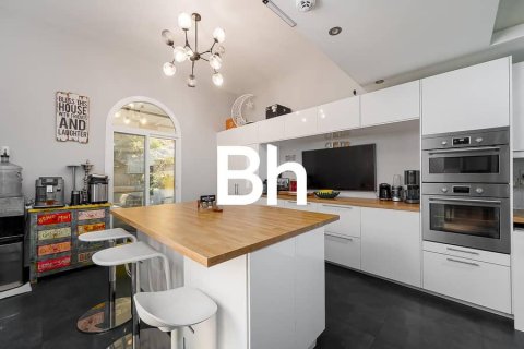 Townhouse de 4 dormitorios  No. 114818 7