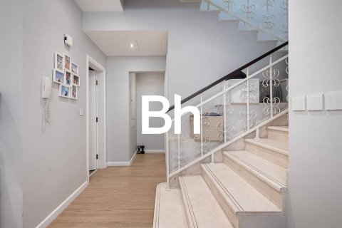 Townhouse de 4 dormitorios  No. 114818 11