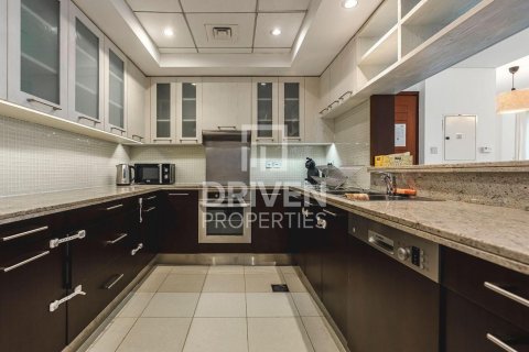 Квартира с 2 спальнями в Boulevard Central Towers, ОАЭ №192142 6