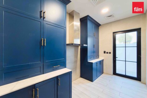 Villa de 5 dormitorios  No. 131266 15