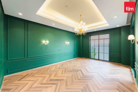 Villa de 5 dormitorios  No. 131266 11