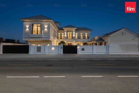 Villa de 5 dormitorios  No. 131266 2