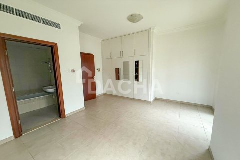 3 bedrooms Villa in District 11, UAE No. 161162 12
