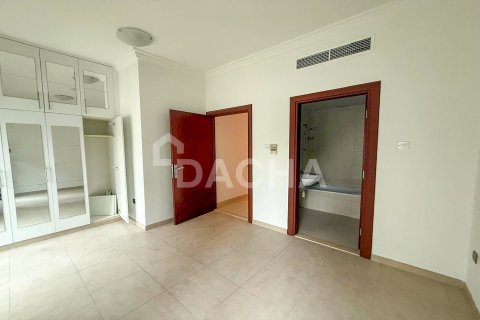 3 bedrooms Villa in District 11, UAE No. 161162 14