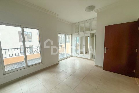 3 bedrooms Villa in District 11, UAE No. 161162 13