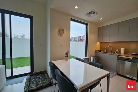 Таунхаус с 4 спальнями в Дубай, ОАЭ №127247 8