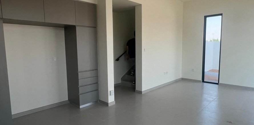 4 bedrooms Townhouse No. 127247