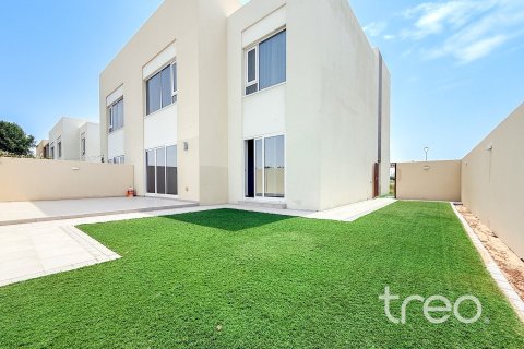 Appartement de 3 chambres à EMAAR South, UAE No. 206236