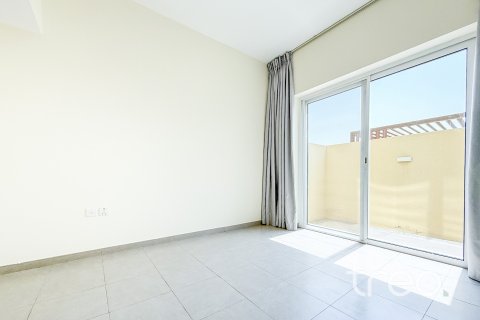 Appartement de 3 chambres à EMAAR South, UAE No. 206236 9