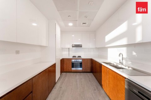 2 bedrooms Apartment in Dubai, UAE No. 126745 11