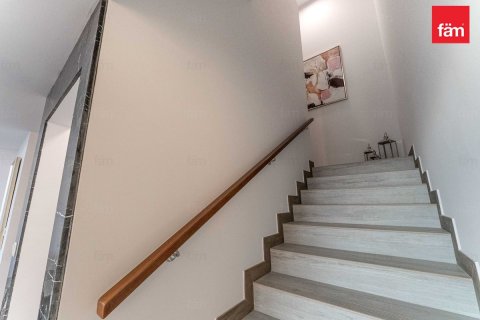 2 bedrooms Apartment in Dubai, UAE No. 126745 13