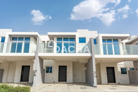 Townhouse de 3 dormitorios en DAMAC Hills (Akoya by DAMAC), UAE No. 210313