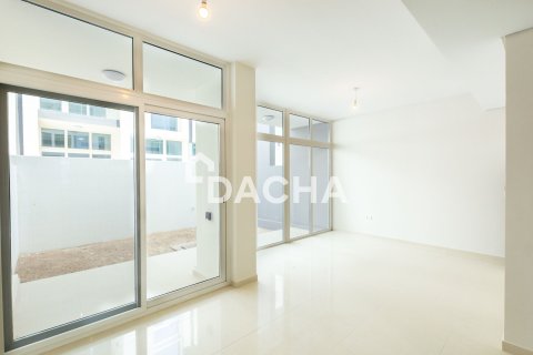 Townhouse de 3 dormitorios en DAMAC Hills (Akoya by DAMAC), UAE No. 210313 3