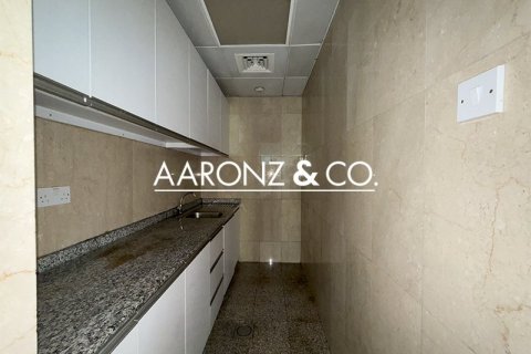 186مربع، مكتب في Sheikh Zayed Road, الإمارات العربية المتحدة رقم 132753 10