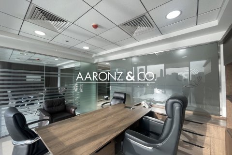 92مربع، مكتب في الخليج التجاري, الإمارات العربية المتحدة رقم 132751 3