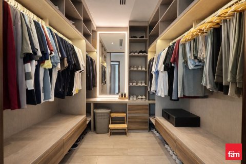 Villa de 4 dormitorios en Dubai, UAE No. 148621 7