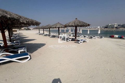 46m² Apartment in Al Hamra Village, UAE No. 171565 13