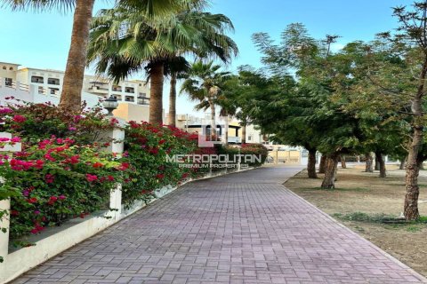 46m² Apartment in Al Hamra Village, UAE No. 171565 15