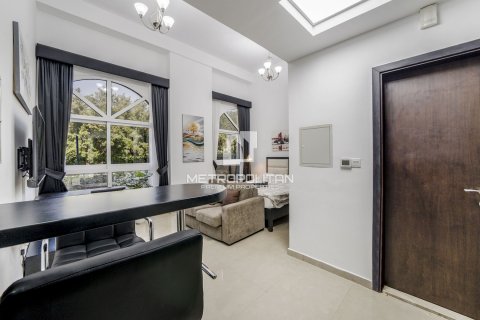 Квартира 32м² в Джумейра Вилладж Серкл, ОАЭ №171564 8