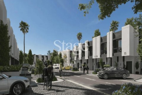 Townhouse de 2 dormitorios en Dubai Land, UAE No. 185747 6
