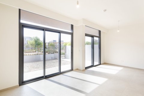 Townhouse de 3 dormitorios en Mudon, UAE No. 151457 8