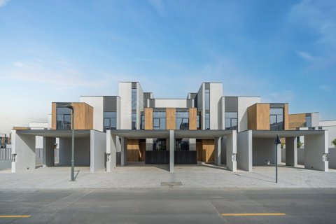 Townhouse de 3 dormitorios en Mudon, UAE No. 151457