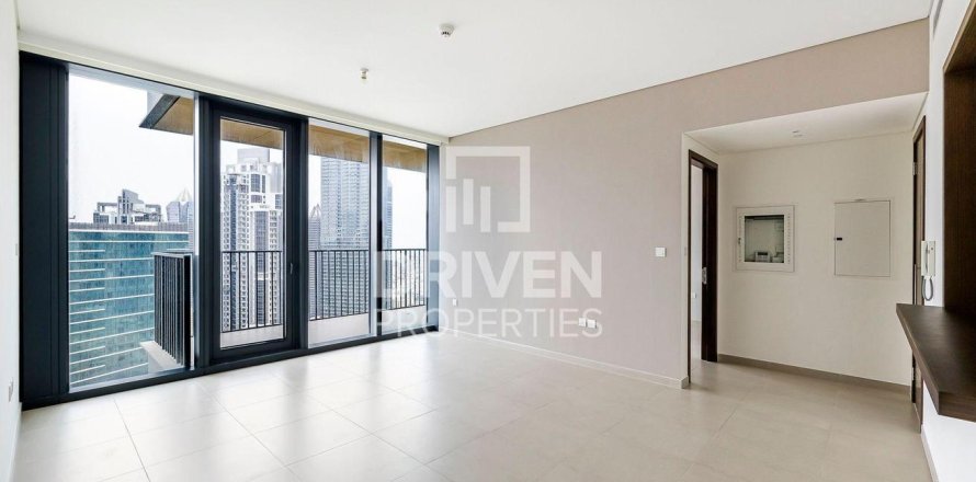 1 bedroom Apartment in BLVD Heights, UAE No. 191755