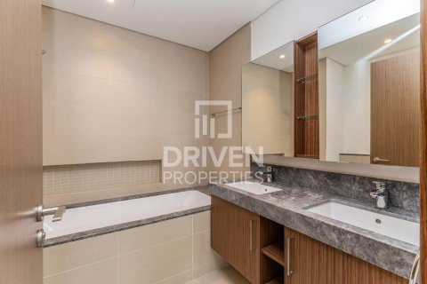2 bedrooms Apartment in 5242, UAE No. 191750 12