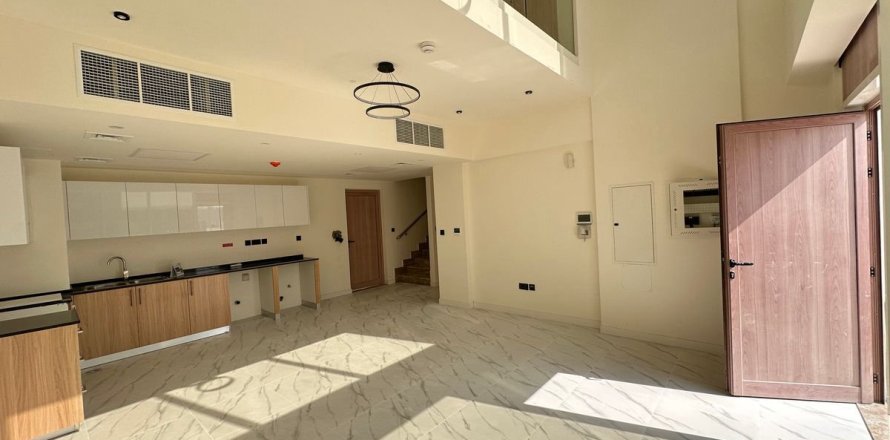 Villa de 3 dormitorios en Dubai, UAE No. 100967