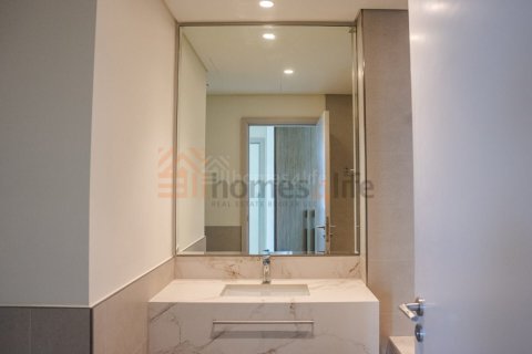 Apartment de 2 dormitorios en EMAAR Beachfront, UAE No. 163022 5
