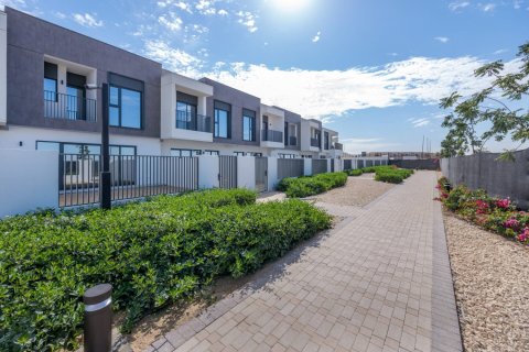 3 غرف نوم فيلا في EMAAR South, الإمارات العربية المتحدة رقم 163017 8