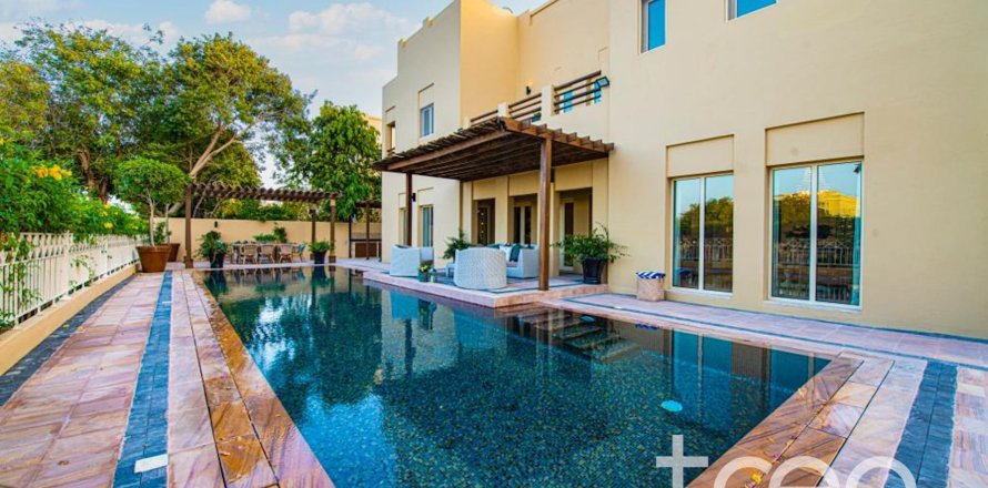 6 غرفة نوم  فيلا في Meadows, الإمارات العربية المتحدة رقم 173803