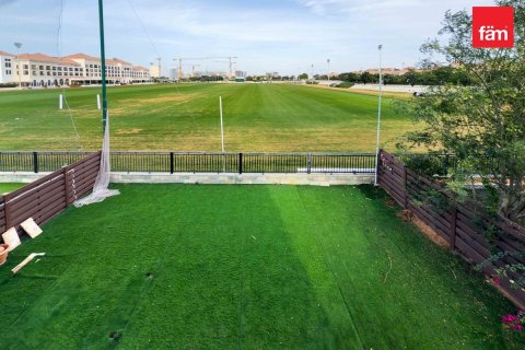 Вилла с 4 спальнями в Дубай, ОАЭ №141521 8