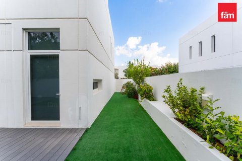 Таунхаус с 3 спальнями в Дубай, ОАЭ №141519 22