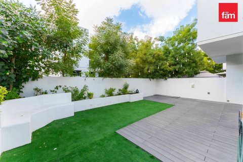 Таунхаус с 3 спальнями в Дубай, ОАЭ №141519 24