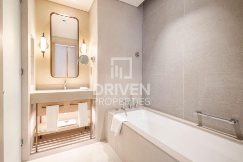Квартира с 2 спальнями в Vida Residences Dubai Mall, ОАЭ №192028 14