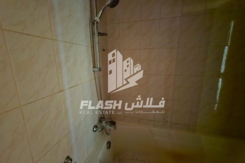 Apartment de 2 dormitorios en Al Hamra Village, UAE No. 32376 12