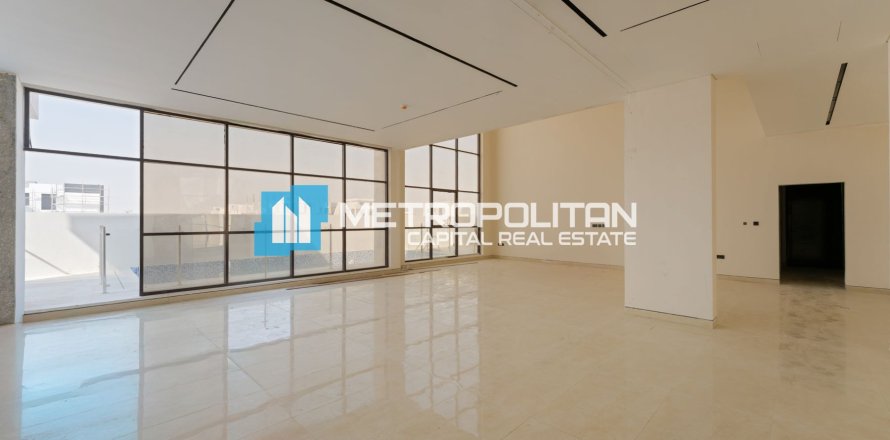 5 غرفة نوم  فيلا  رقم 125855