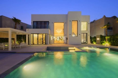 Villa de 4 chambres  No. 113659 2