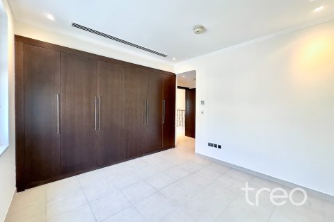 Villa de 3 dormitorios en Jumeirah Park, UAE No. 173926 3