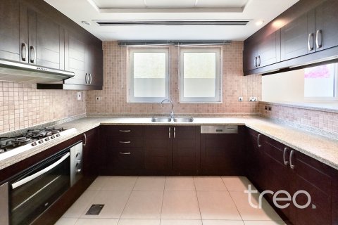 Villa de 3 dormitorios en Jumeirah Park, UAE No. 173926 13
