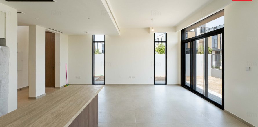 Таунхаус с 4 спальнями №120582