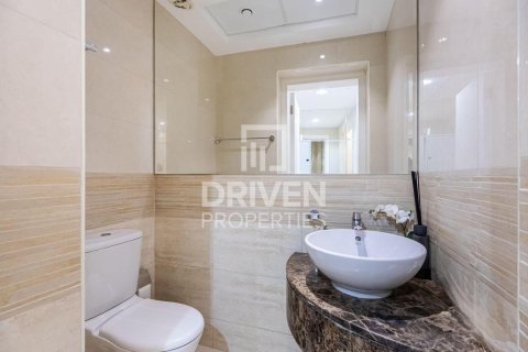 Квартира с 2 спальнями в Trident Grand Residence, ОАЭ №193505 4