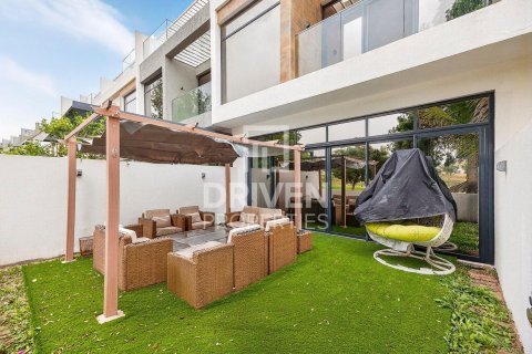 4 غرف نوم تاون هاوس في Jumeirah Luxury, الإمارات العربية المتحدة رقم 193508 15