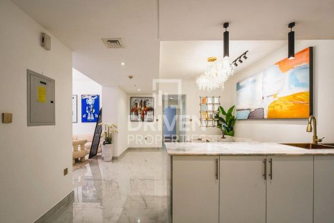 Квартира с 2 спальнями в The Residences, ОАЭ №193502 13
