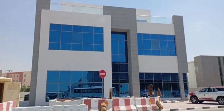 165.1m² Cafe / restaurant No. 108316