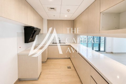 Apartment de 3 dormitorios en  Yas Island, UAE No. 185385 4