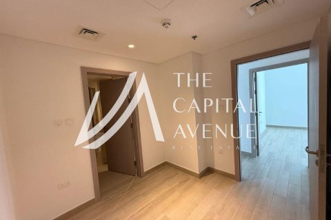Apartment de 3 dormitorios en  Yas Island, UAE No. 185385 6